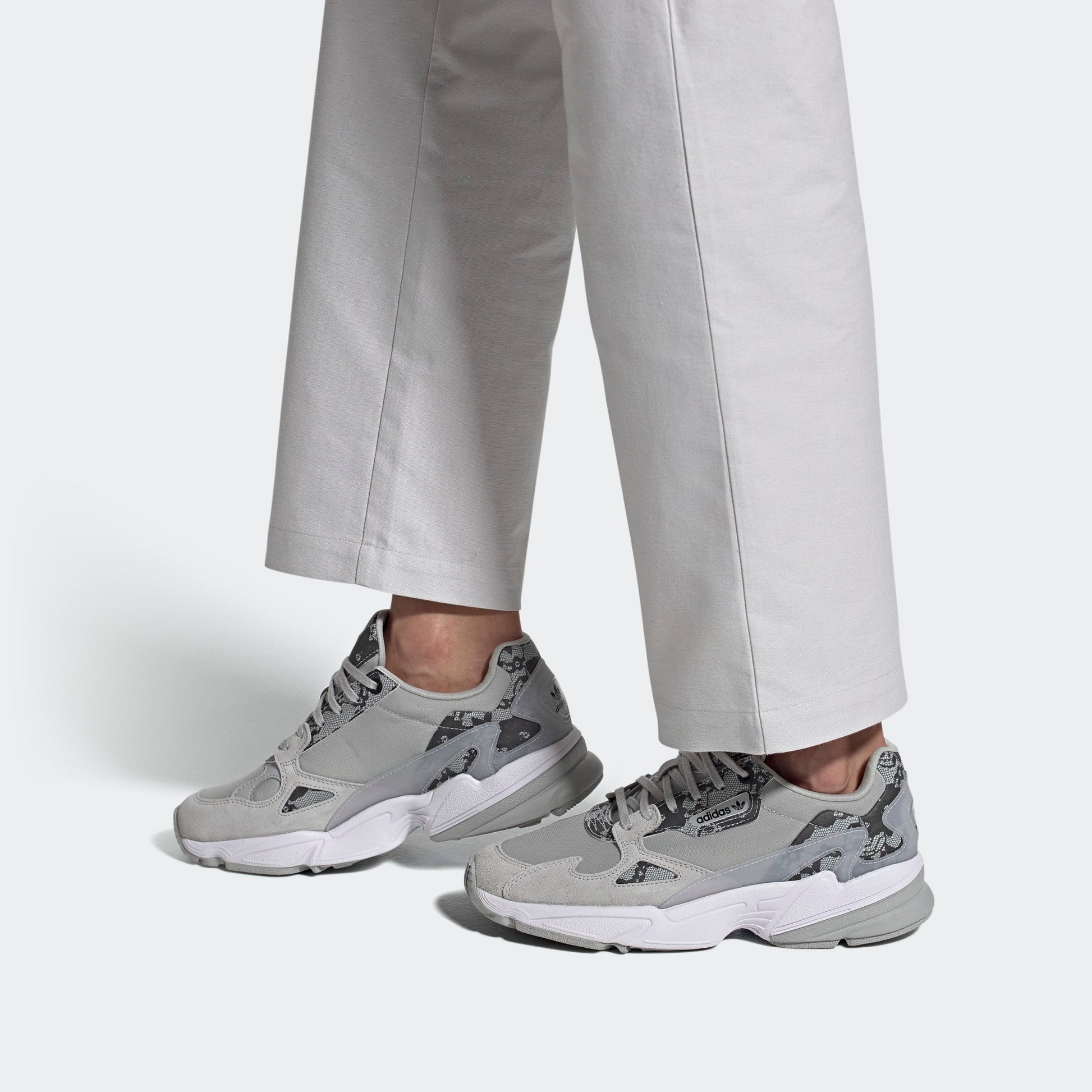(WMNS) adidas Falcon 'Grey' EH3518