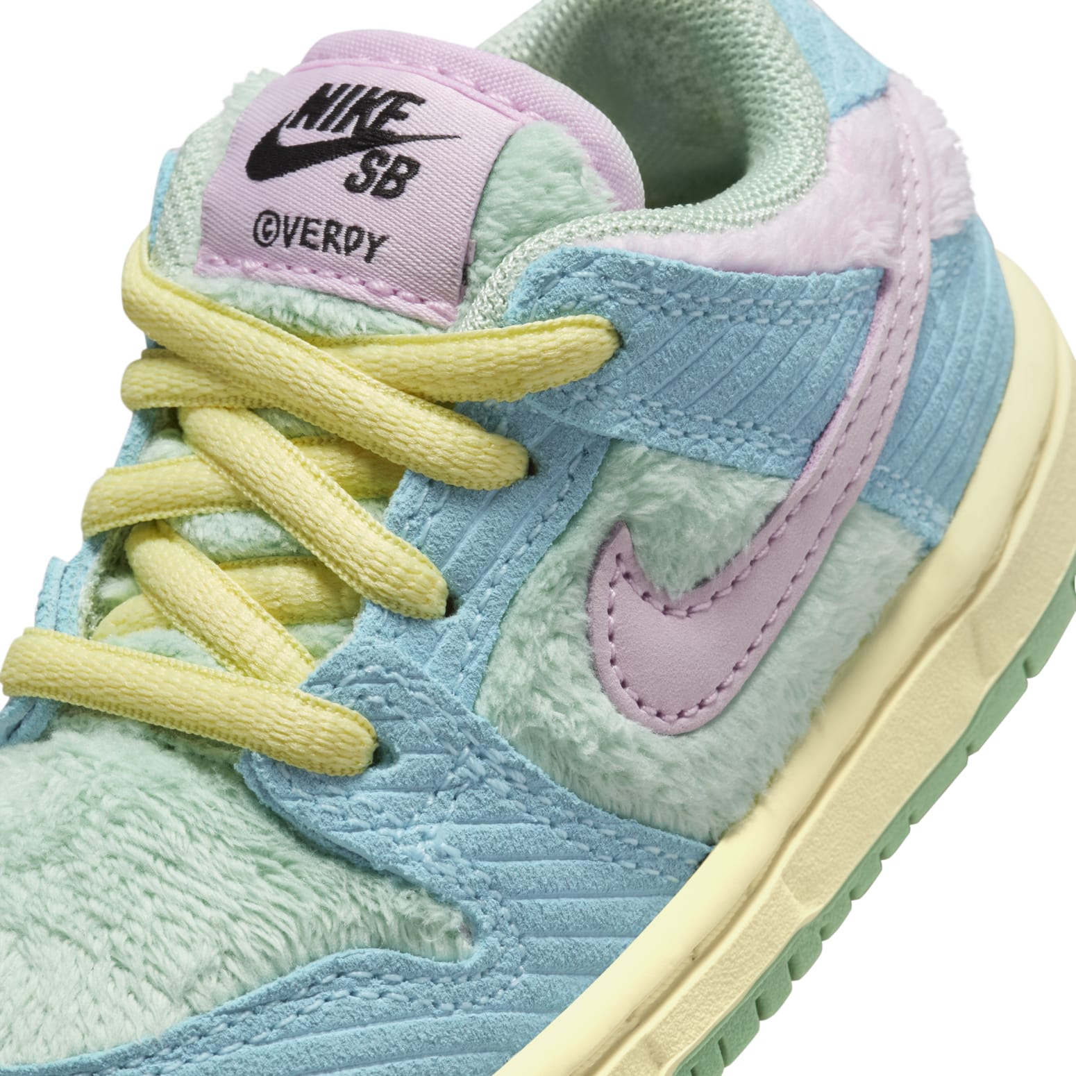 (TD) Nike x Verdy SB Dunk Low 'Visty' FZ7194-400