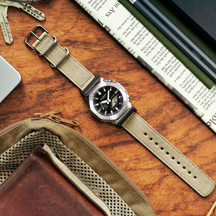 CASIO G-Shock Digital-Analog 'Sand Green' GM-2100C-5APRT