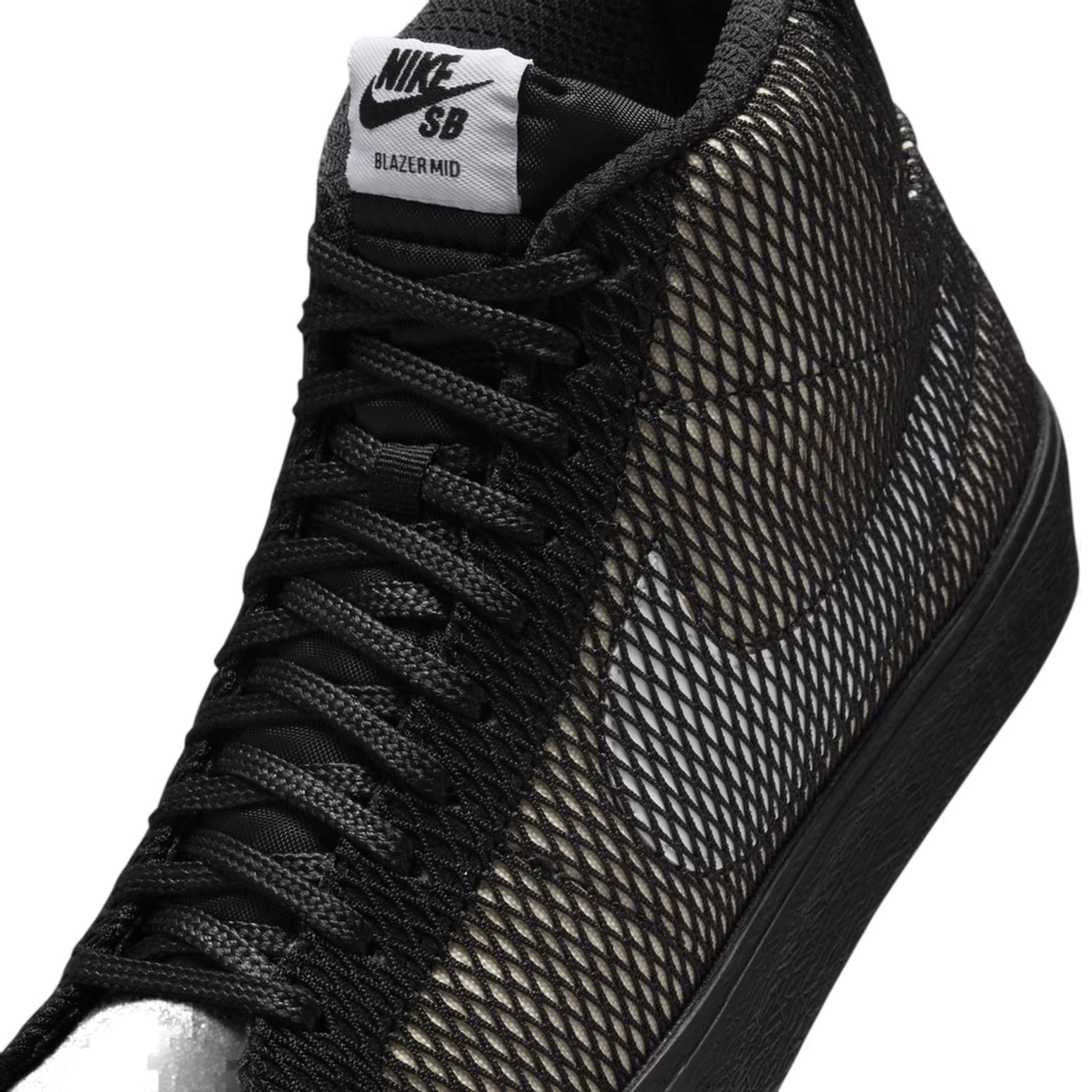 Nike SB Zoom Blazer Mid Premium 'White Black' FN6038-100