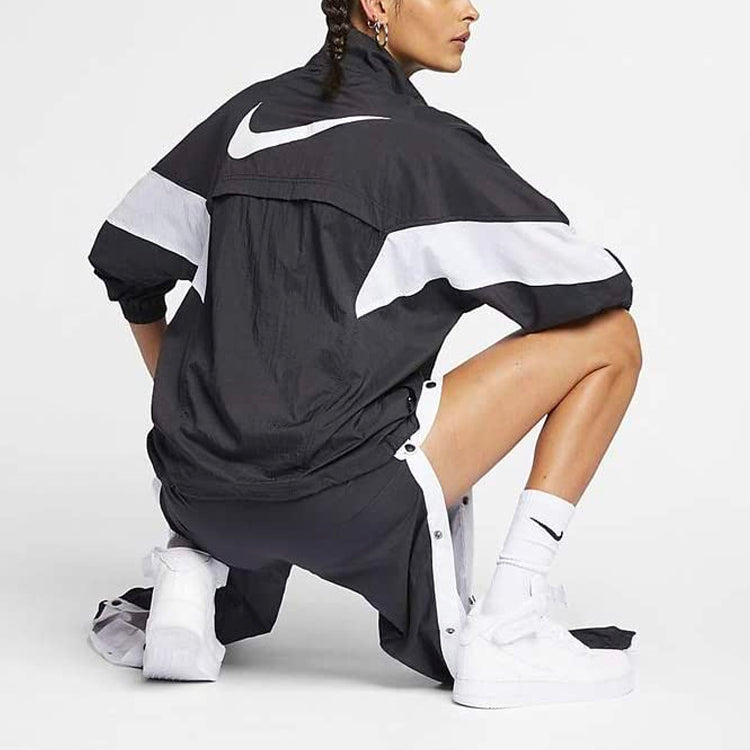 (WMNS) Nike Retro Large Logo Windproof Sports Jacket Black AR2848-011