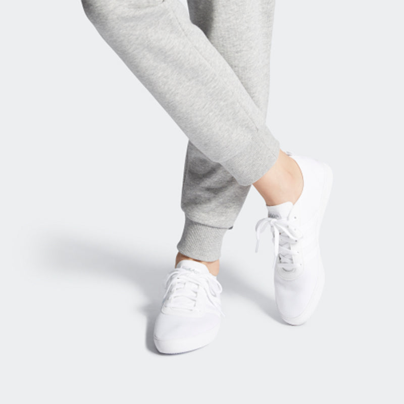 (WMNS) adidas neo Qt Vulc 2.0 White EE4932
