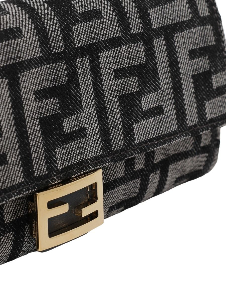 (WMNS) Fendi FW25 Baguette Chain Wallet 'Black' 8M0365AUT4F1UJ5