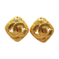 CHANEL 1996 Plated Cc Clip On Earrings Costume Earrings