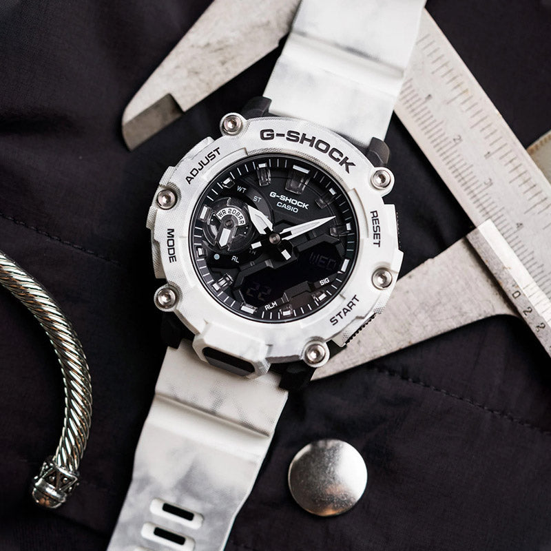 CASIO G-Shock Analog-Digital 'White' GA-2200GC-7APR