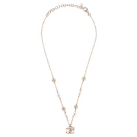 CHANEL Pre-Owned 2023 CC Floral Pearl Necklace