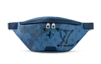 LOUIS VUITTON Discovery Bumbag Abyss Blue