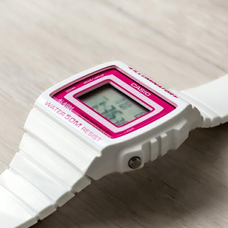 CASIO G Shock Square Sports Quartz /Pink White Digital W-215H-7A2
