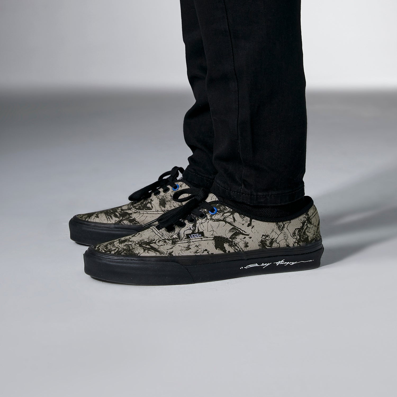 Vans Huatunan x Authentic 'Year of The Tiger' VN000QERBLK