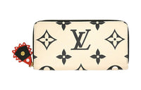 LOUIS VUITTON Monogram Empreinte Leather Wallet Unisex Cream