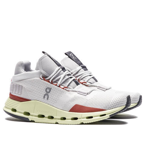 (WMNS) On Running Cloudnova 'Limelight Eclipse' 26.98489