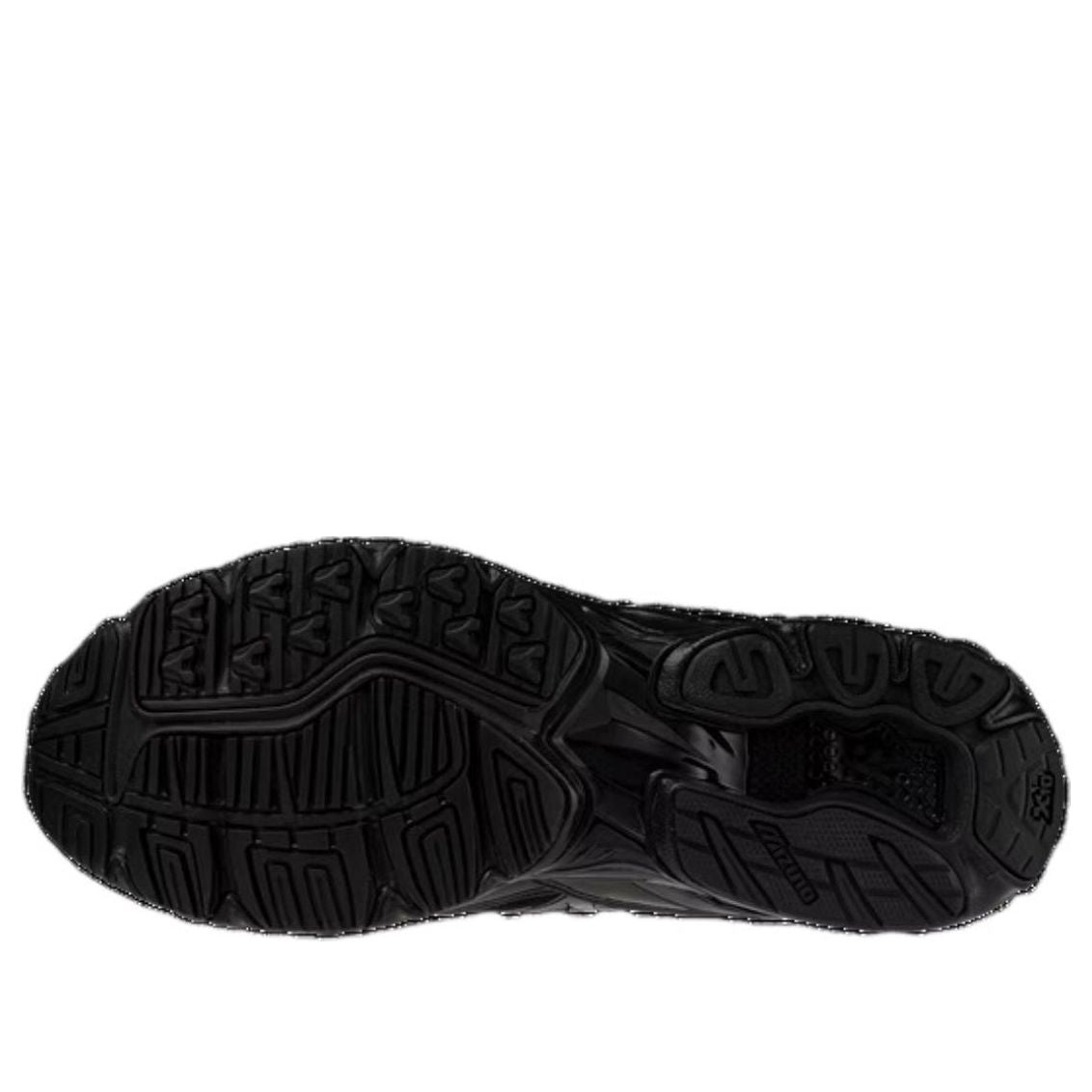 Mizuno x SBTG Wave Rider 10 'Black' D1GD252601