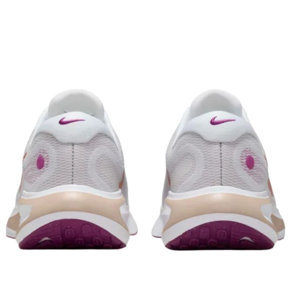 (WMNS) Nike Journey Run 'White Hot Fuchsia Platinum Violet' FJ7765-108