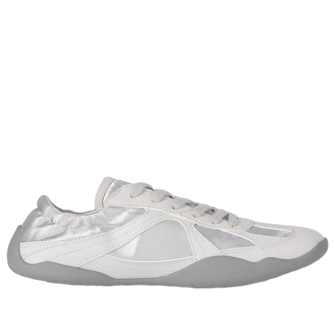 FILA x Han So-Hee Glio 'Silver Moon' FS261OD03X032031