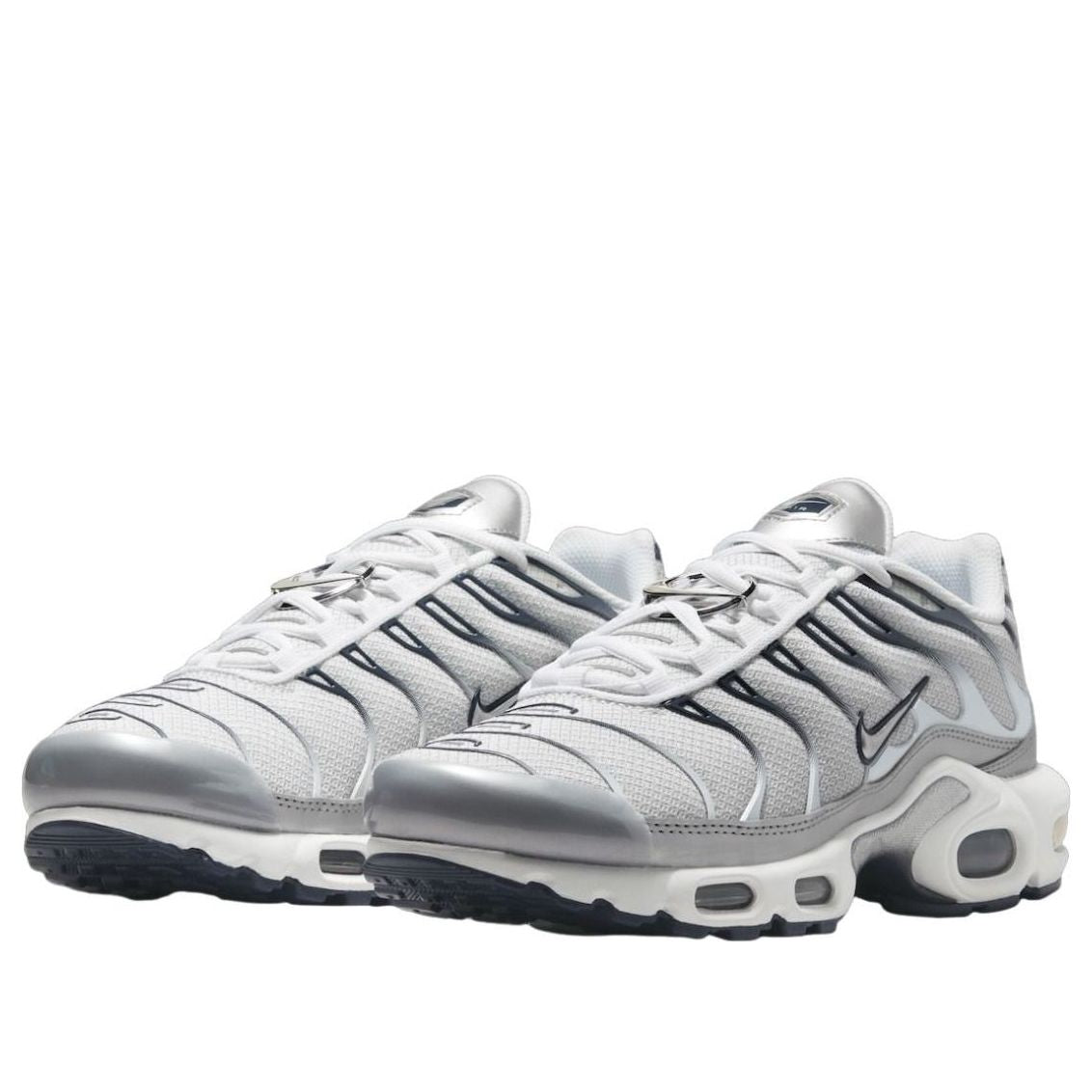 (WMNS) Nike Air Max Plus 'Metallic Silver' IR1992-100