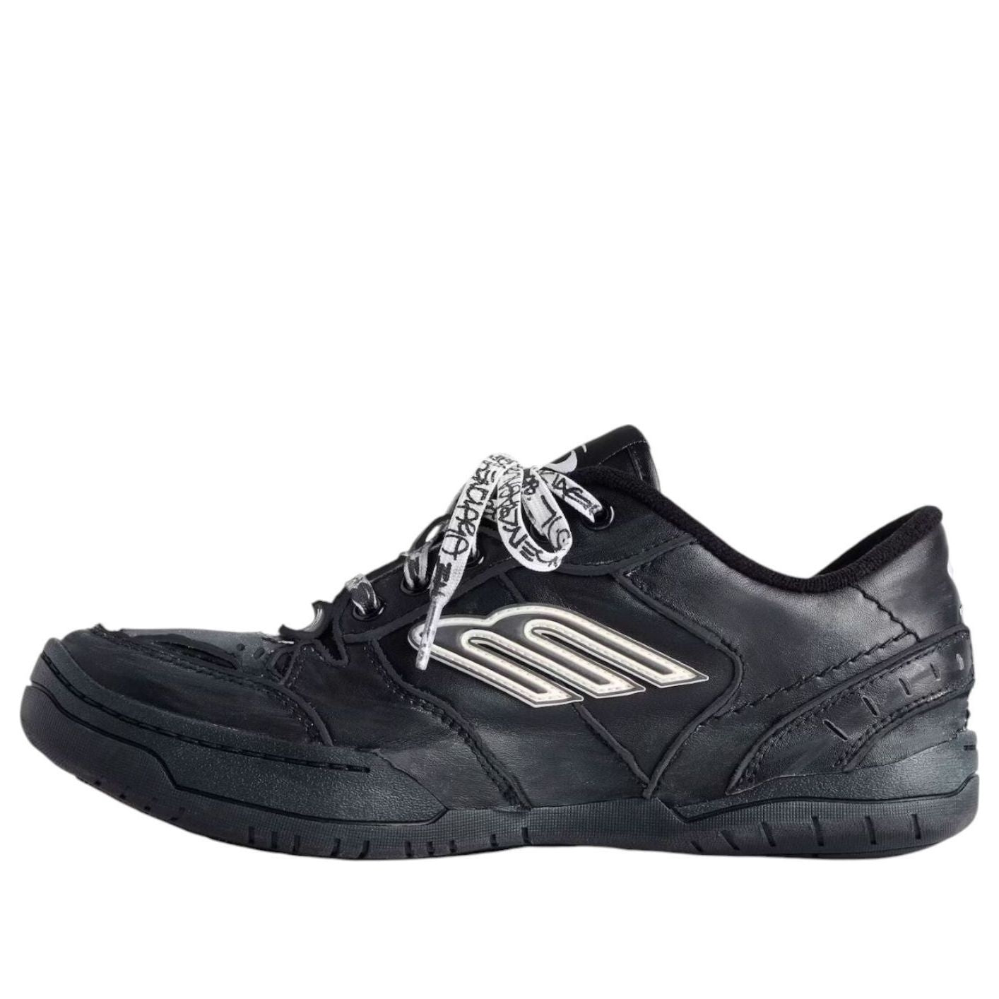 Balenciaga Hamptons Worn-out "Black" 841765WCURB1000