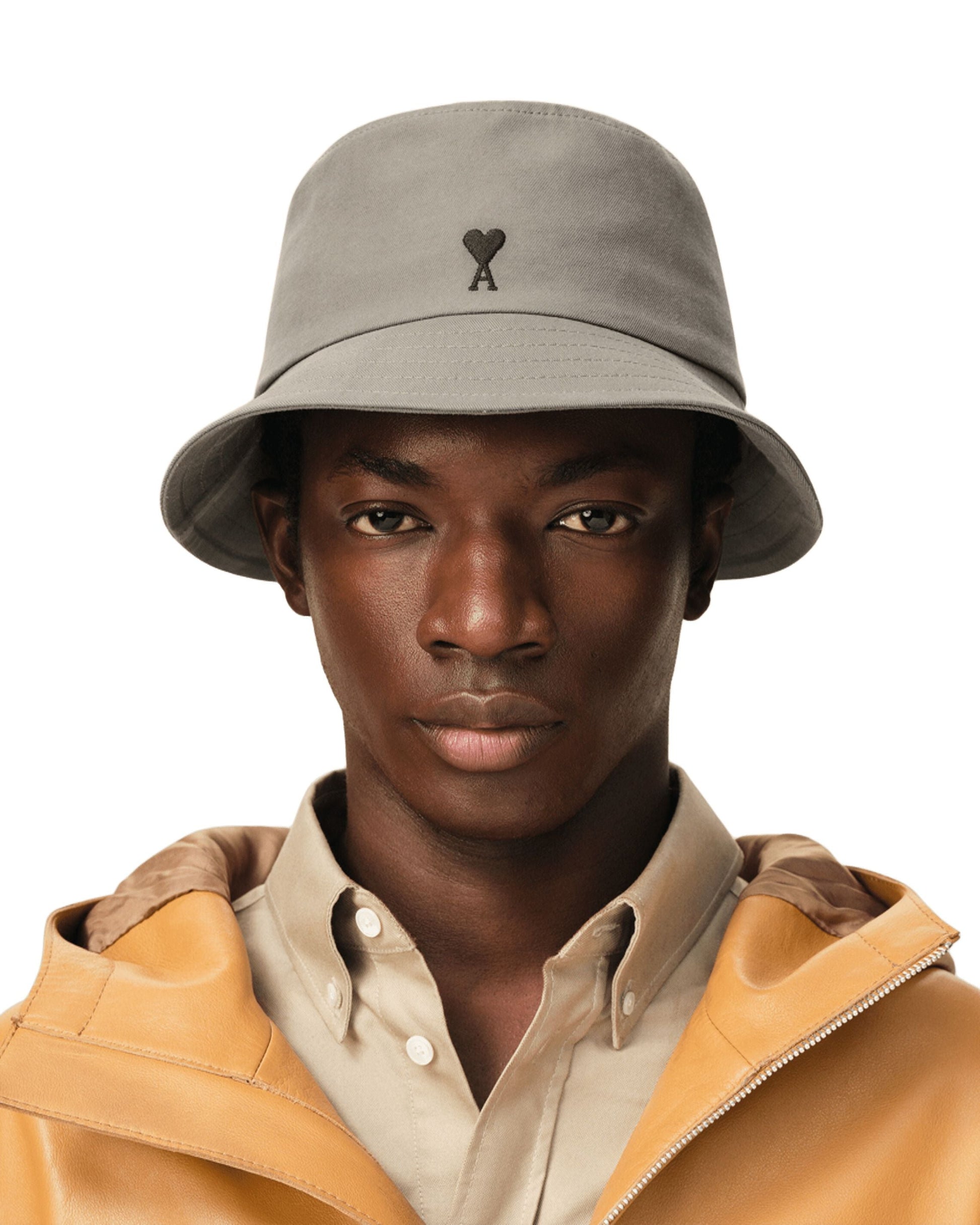 AMI SS26 Cotton Ami De Coeur Bucket Hat 'Carbon' UHA666-AW0041-0516