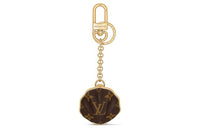 LOUIS VUITTON Shell Bag Charms And Key Holder