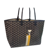 GOYARD Saint Louis Shoulder Bags