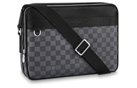 LOUIS VUITTON Trocadero Shoulder Bags