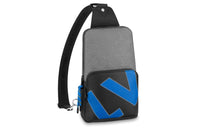 LOUIS VUITTON Avenue Slingbag