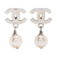 CHANEL 2010 Cc Faux pearl Clip on Earrings