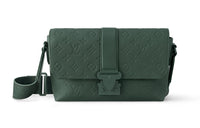 LOUIS VUITTON S-Cape Messenger