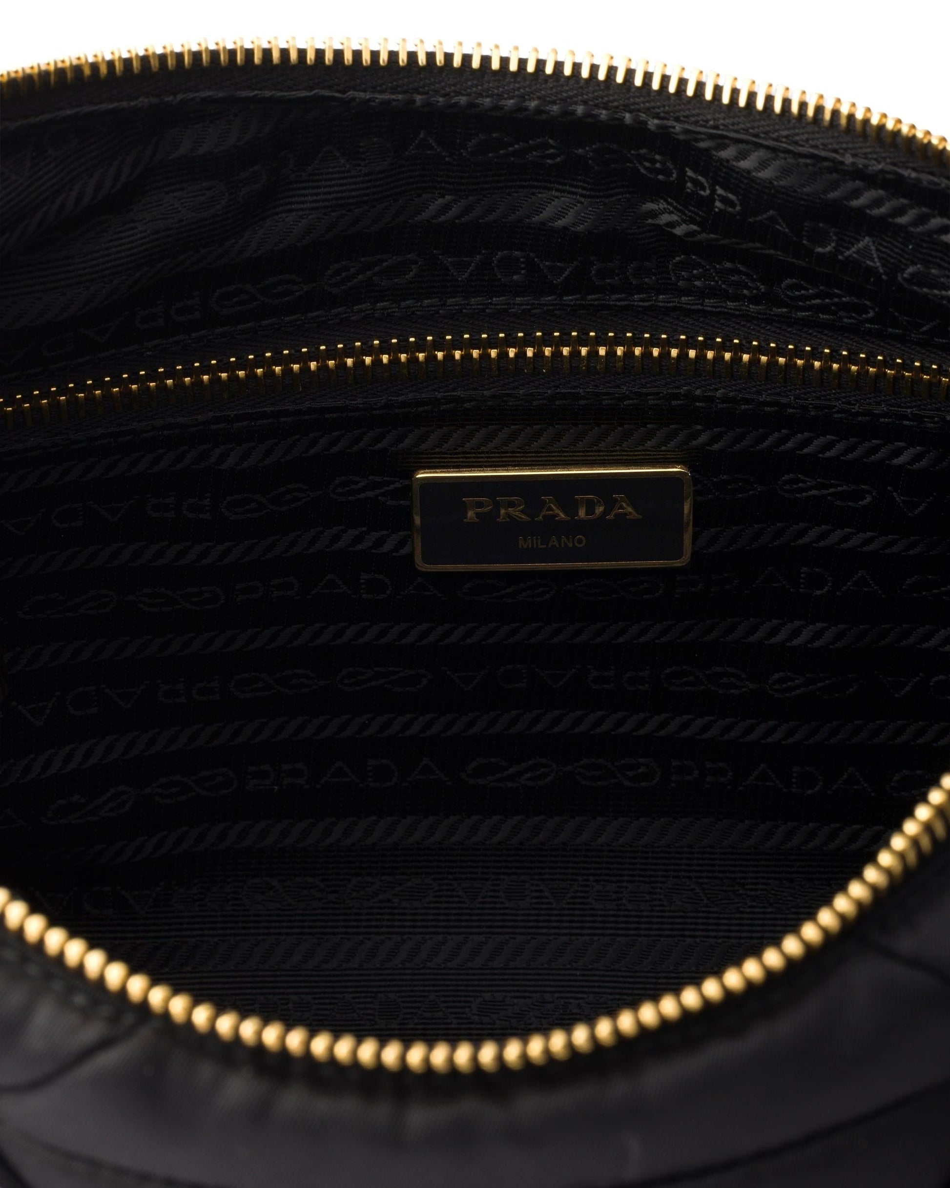 (WMNS) PRADA FW25 Large Padded Re-Nylon Bag 'Black' 1BC232-RDJN-F0632