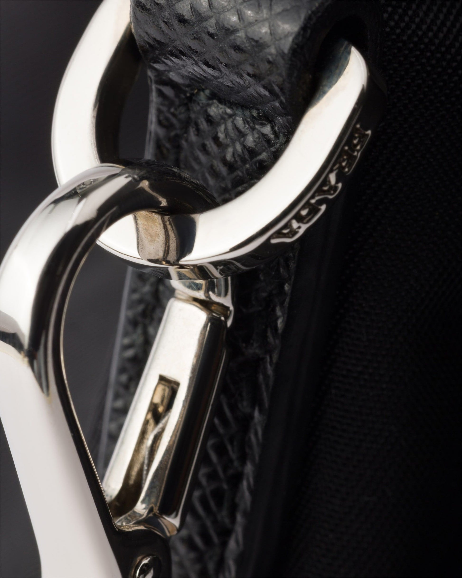 (WMNS) PRADA SS26 Re-Nylon Pouch 'Black' 1NS369-R067-F0002