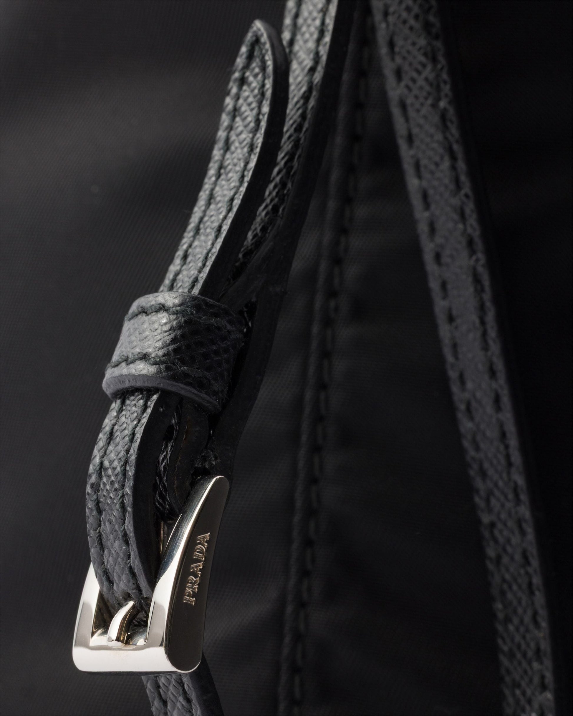 (WMNS) PRADA SS26 Re-Nylon Pouch 'Black' 1NS369-R067-F0002