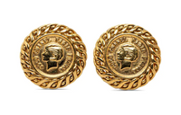 CHANEL 1996 Button Clip-on Earrings