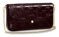 LOUIS VUITTON Pochette Felicie Monogram Vernis Amarante