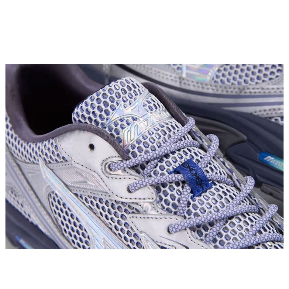 Mizuno MXR 'Space Pack Silver' D1GA255301