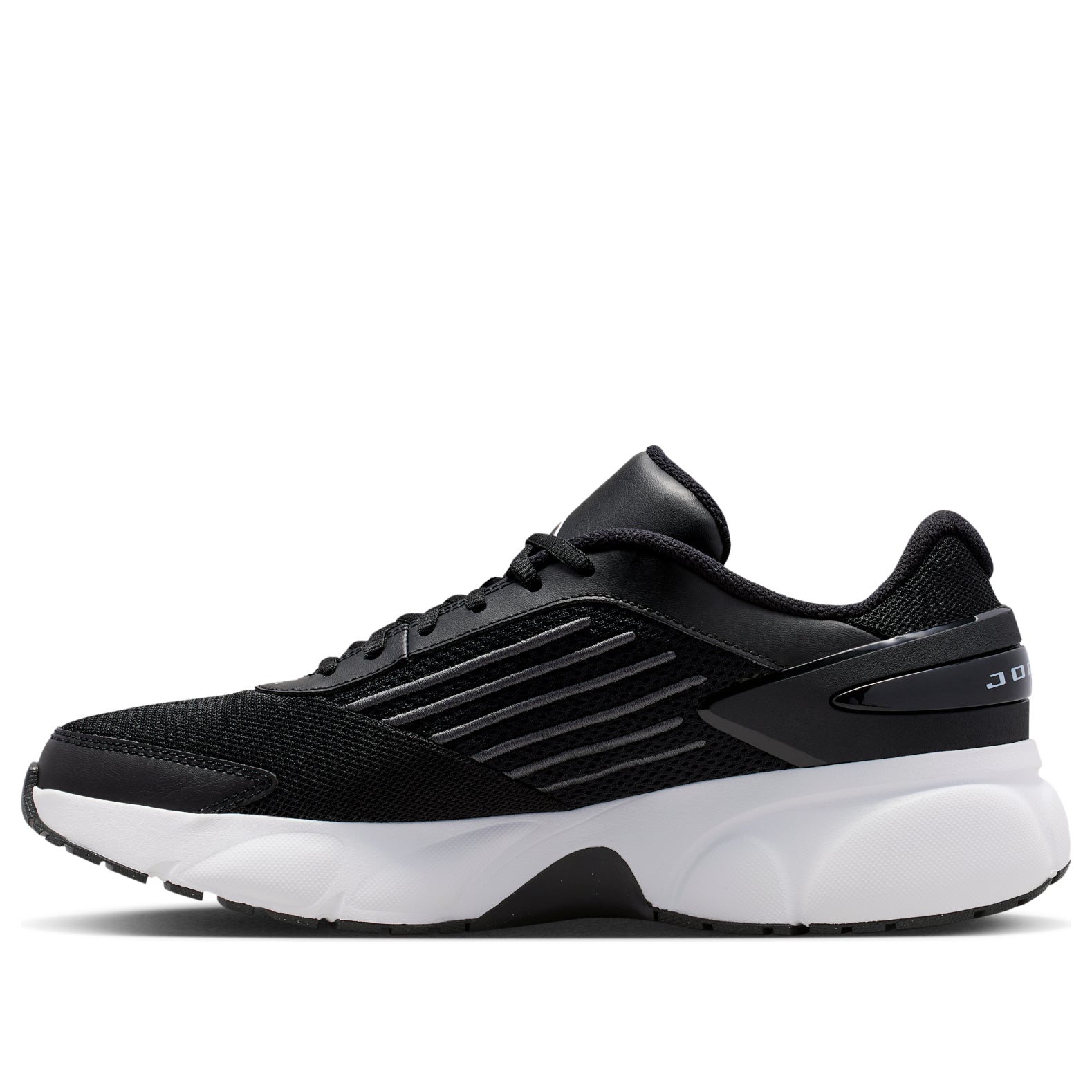 Air Jordan Trunner Flow 'Black White' IO2091-003