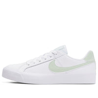 (WMNS) Nike Court Royale 'White Green' AO2810-111
