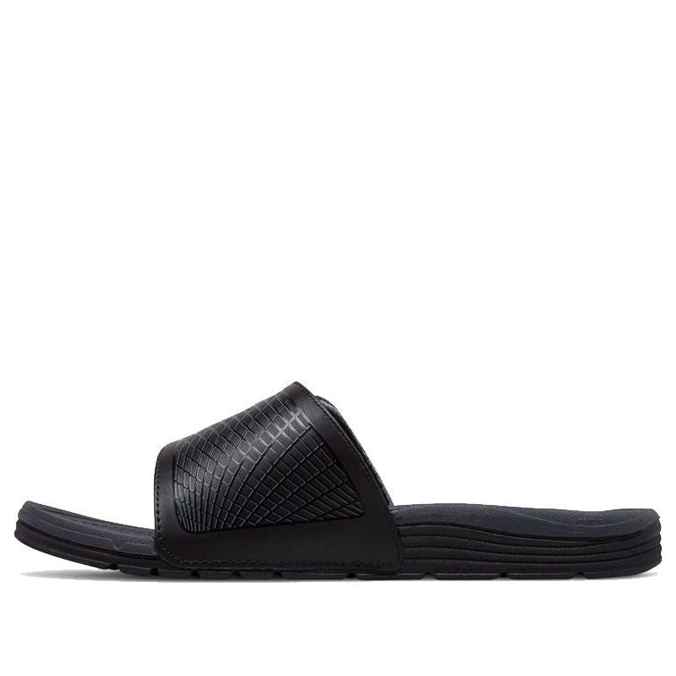 New Balance 3064  Slippers Black M3064BGR