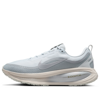 Nike Vomero 18 Gore-Tex 'Pure Platinum Silver' HQ7001-003