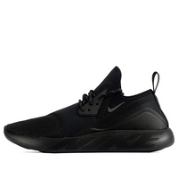 Nike Lunarcharge Essential 'Triple Black' 923619-001