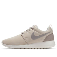 (WMNS) Nike Roshe One 'Light Orewood Brown' 844994-102