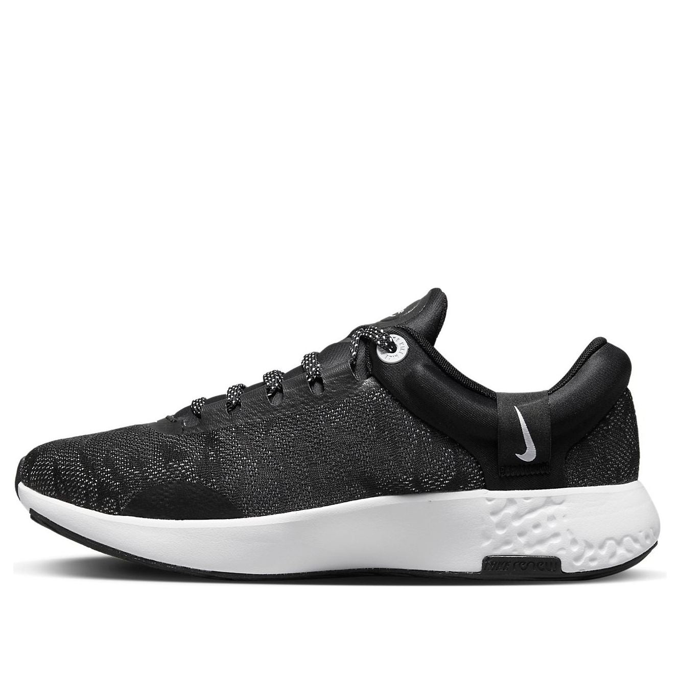 (WMNS) Nike Renew Serenity Run 2 'Black White' DM0820-001