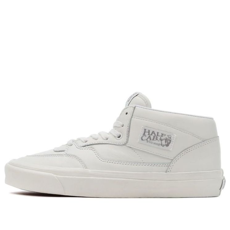 Vans Anaheim Factory Half Cab 33 DX White VN0A5KX68FJ