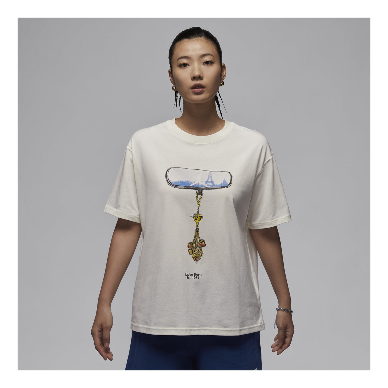 (WMNS) Air Jordan Graphic T-shirt Asia Sizing 'Sail' HF2862-133