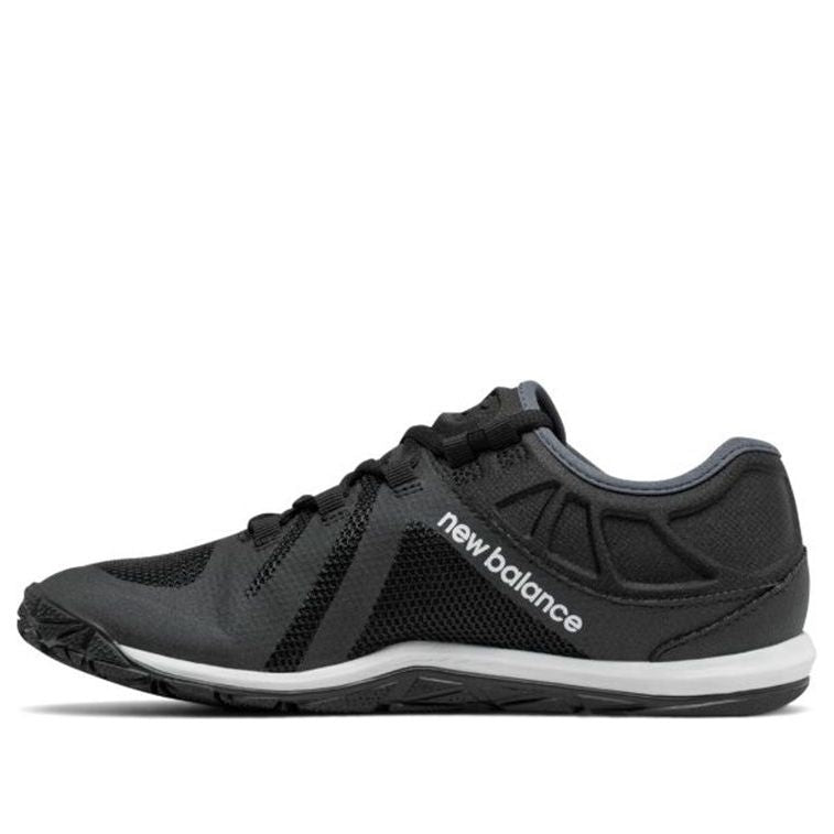 (WMNS) New Balance Minimus 20 v6 Trainer 'Black White' WX20BK6