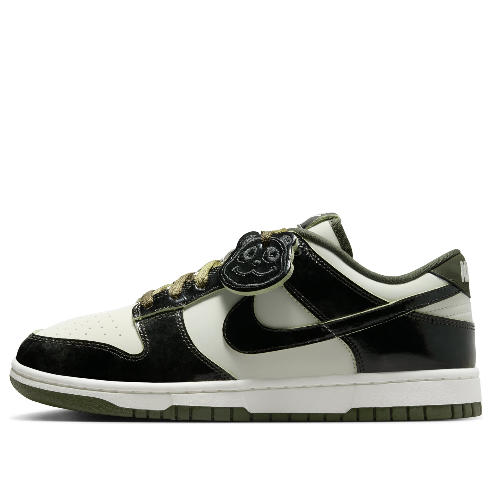 (WMNS) Nike Dunk Low 'Panda Sea Glass' HQ1918-001