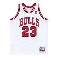 Mitchell & Ness NBA Authentic Jersey  1991-92 'Chicago Bulls Michael Jordan' 18398-CBUWHIT97MJO
