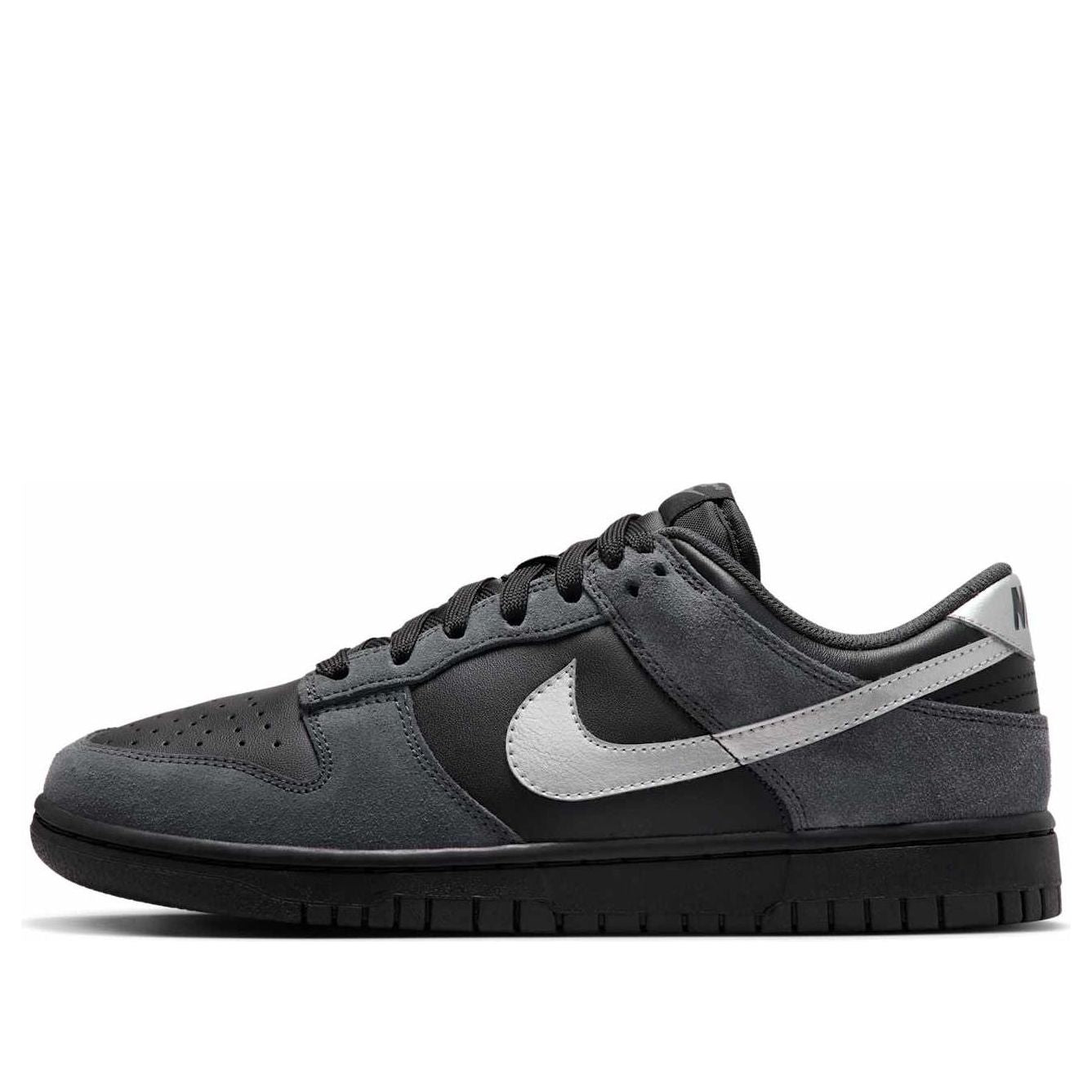 Nike Dunk Low 'Black Metallic Silver' II7636-001