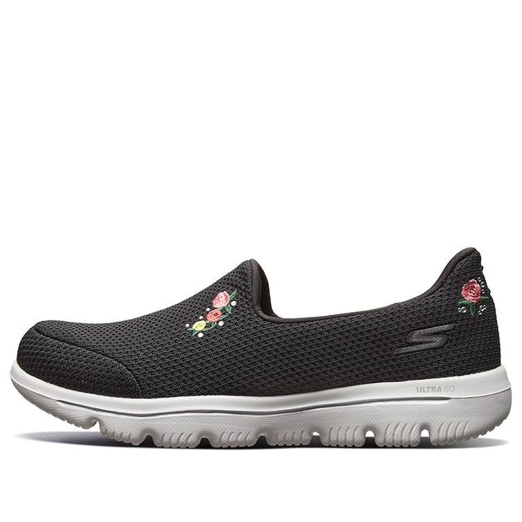 (WMNS) Skechers Go Walk Evolution Ultra 'Black White' 15749-BKW