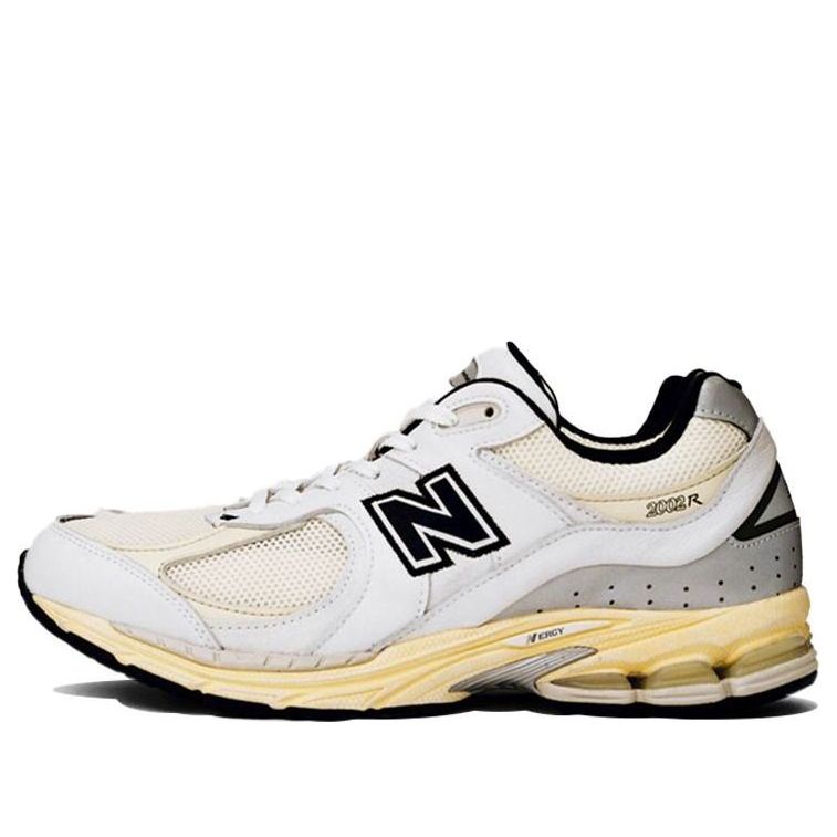 New Balance thisisneverthat x 2002R 'White' ML2002RT