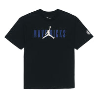 Air Jordan NBA Dallas Mavericks Courtside Chest Alphabet Logo Solid Color Round Neck Short Sleeve Black DJ6541-010