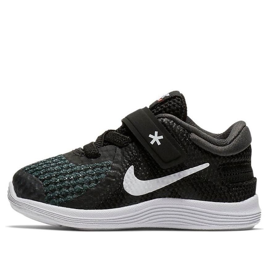 (TD) Nike Revolution 4 FlyEase 'Black White' AH7796-001